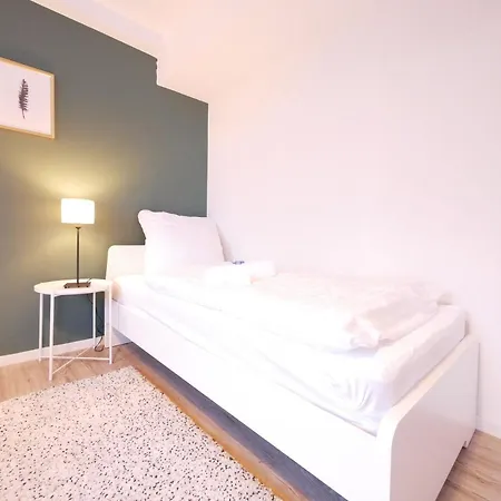 75 M2, Zentral, Kueche, Balkon, Parkplatz Osnabrück