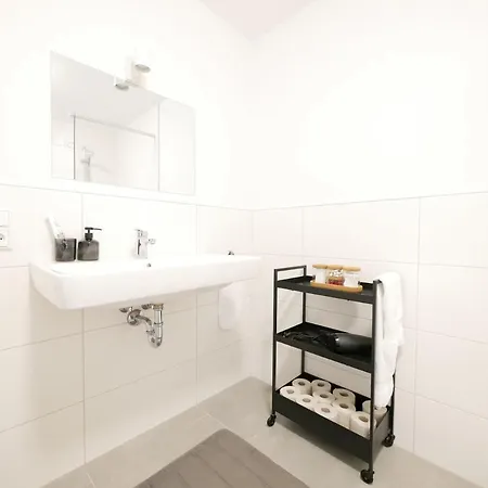 Apartamento 75 M2, Zentral, Kueche, Balkon, Parkplatz Osnabrück